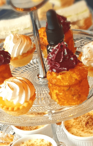 Make Your Own Gin_Shed One_Cumbria_cakes